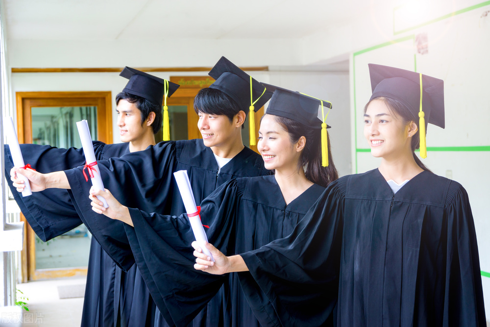 啥也不懂如何报考全日制大专,满足什么条件才可以上全日制大专