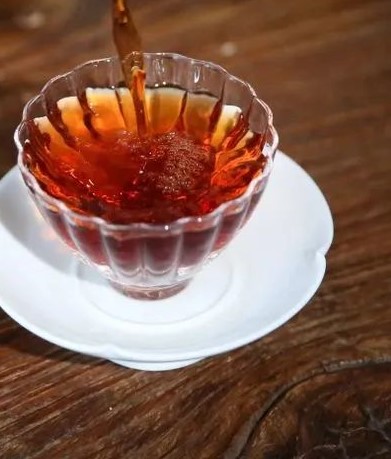 布朗山乔木饼茶熟茶,布朗山熟茶357g饼茶