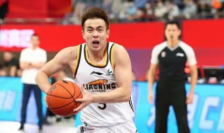 17岁男篮天才,17岁篮球天才比詹姆斯强