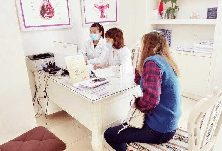 女人隐私部位的尴尬时刻，多数人可能都经历过，男人务必要知晓