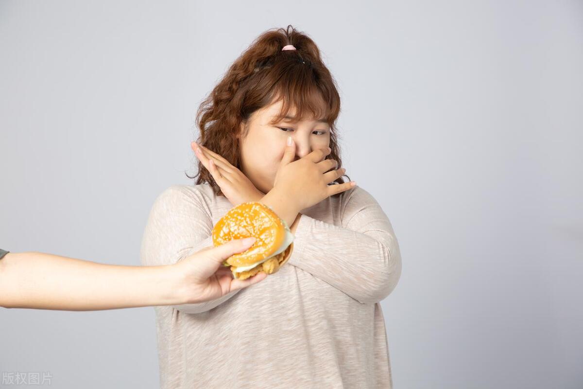 这十种垃圾食品千万别吃了,不能吃的十种垃圾食品排名