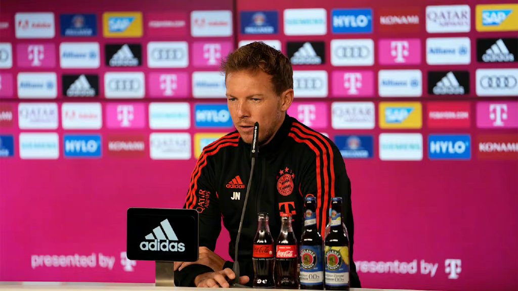 曼联客场胜巴黎,曼联主场击败狼队