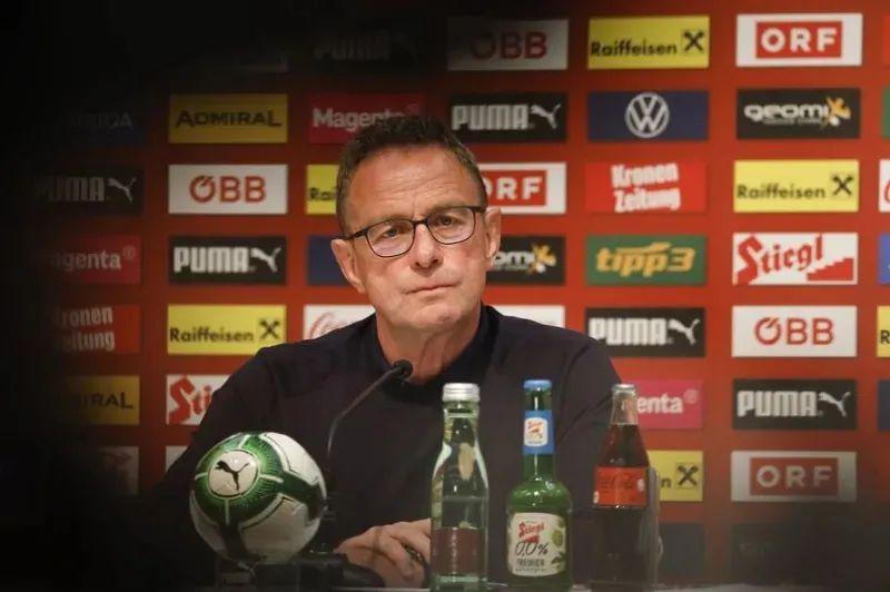 逗妹的搞笑评论,逗妹吐槽视频