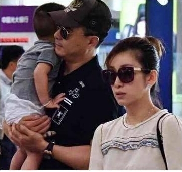 秦海璐双眼皮时候的照片,秦海璐做双眼皮前后对比