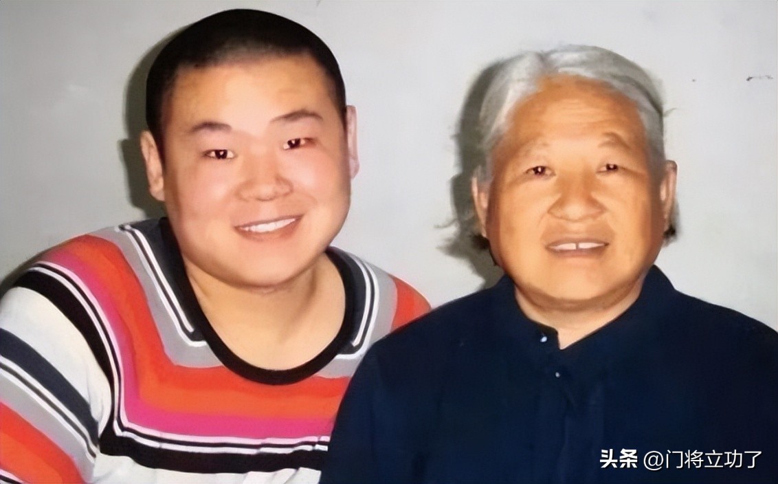 岳云鹏空降德云一队,岳云鹏打工到德云一哥完整版