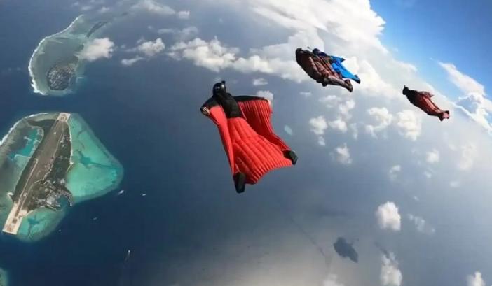 天门山翼装飞行女孩刘安全部视频,天门山翼装飞行女孩刘安照片曝光