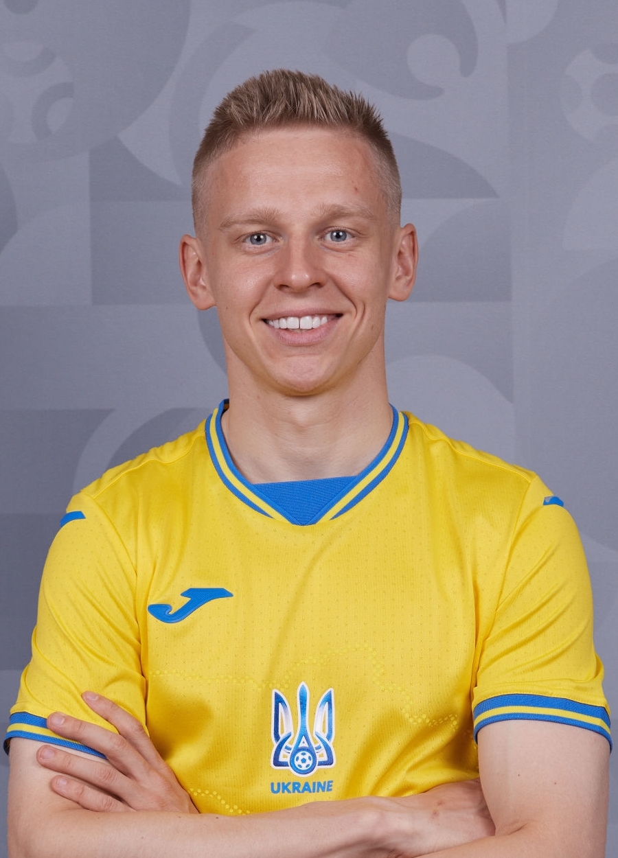 442评选足坛十大左后卫,442评出的足坛现役十大前锋