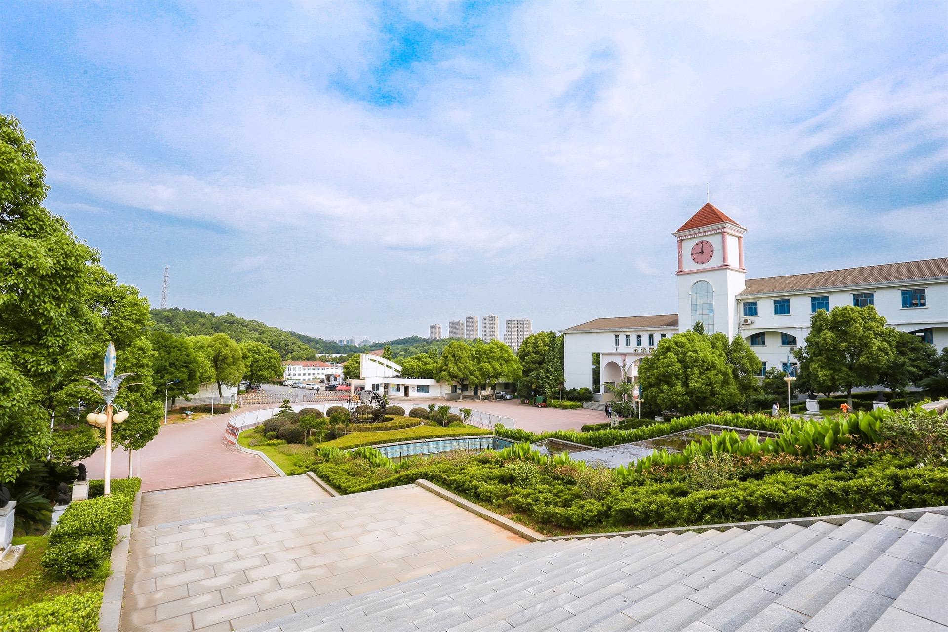 长沙老牌民办中学大PK！同升湖VS明达中学