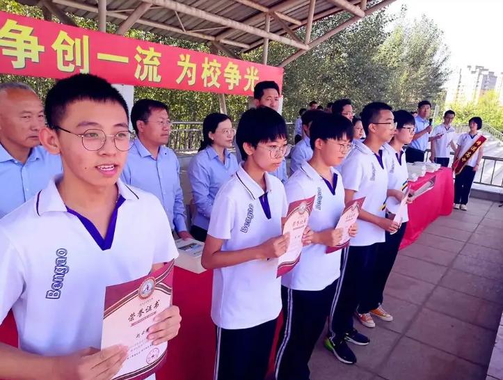 辽宁最低调的一所大学,辽宁鞍山的育才中学