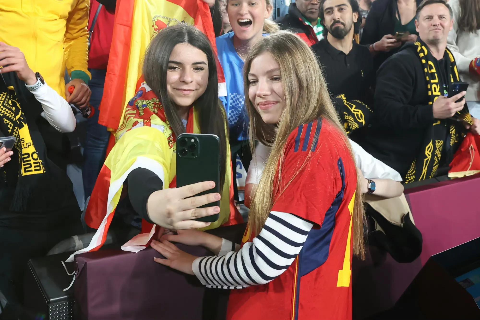 西班牙公主索菲亚足球,索菲亚公主加入西班牙女足