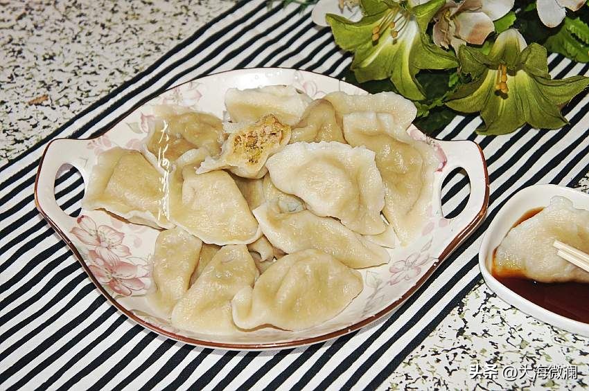 冬至吃饺子的习俗和寓意,冬至吃饺子吉祥寓意的习俗