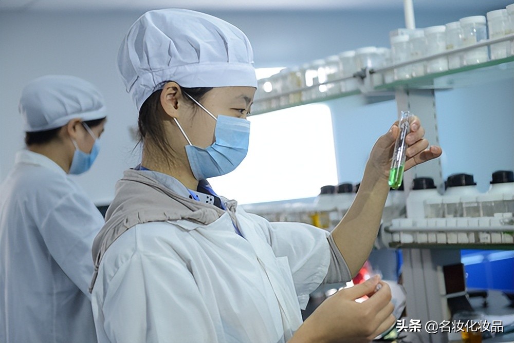 化妆品代加工如何选择爆款,化妆品代加工贴牌厂家联系方式