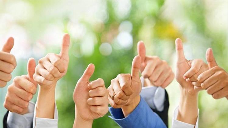 “饭圈女孩出征”网络运动中生产的迷因符号，有怎样的影响力？