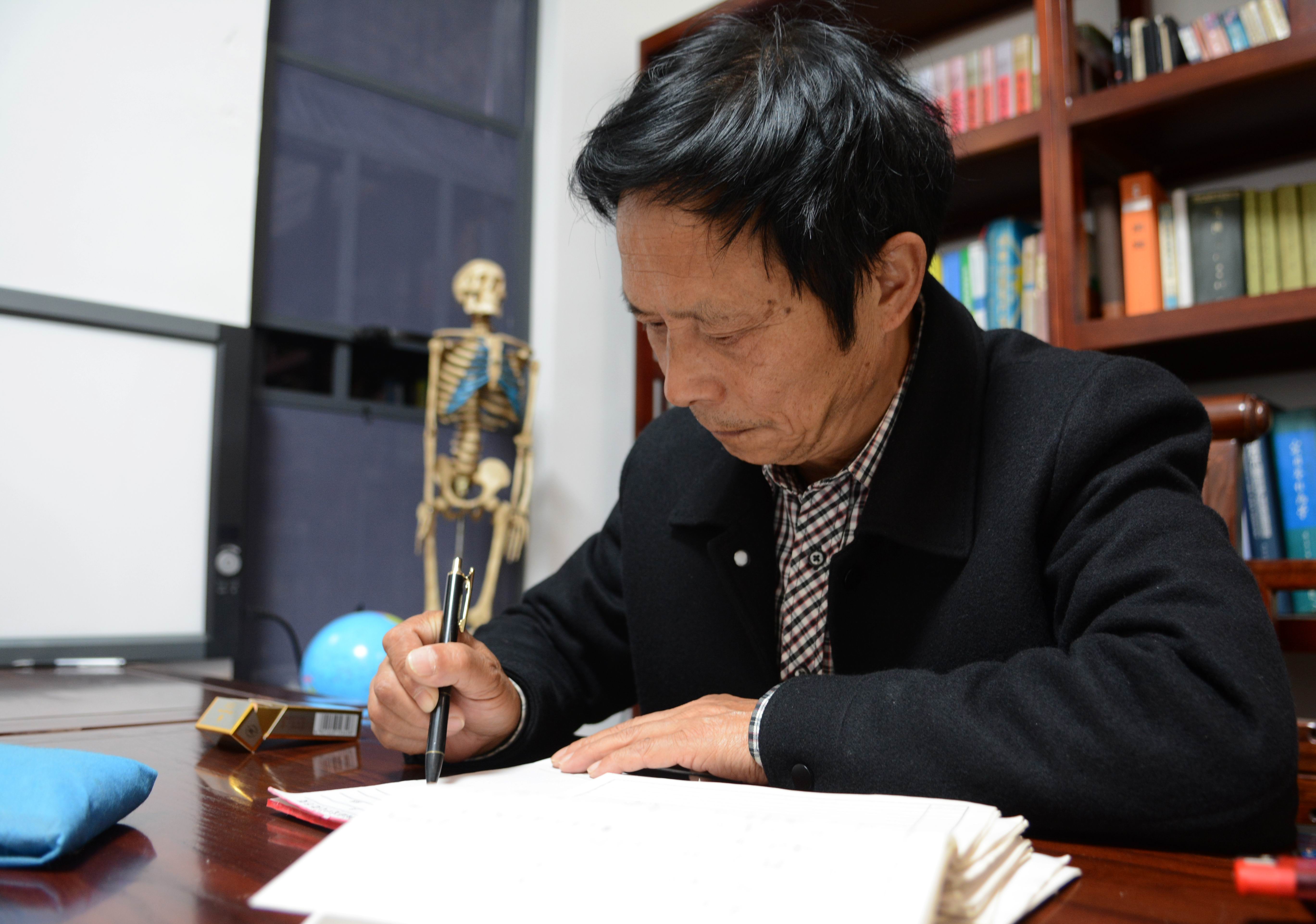 长沙拙福堂彭友胜医生抖音,中医老专家彭友胜