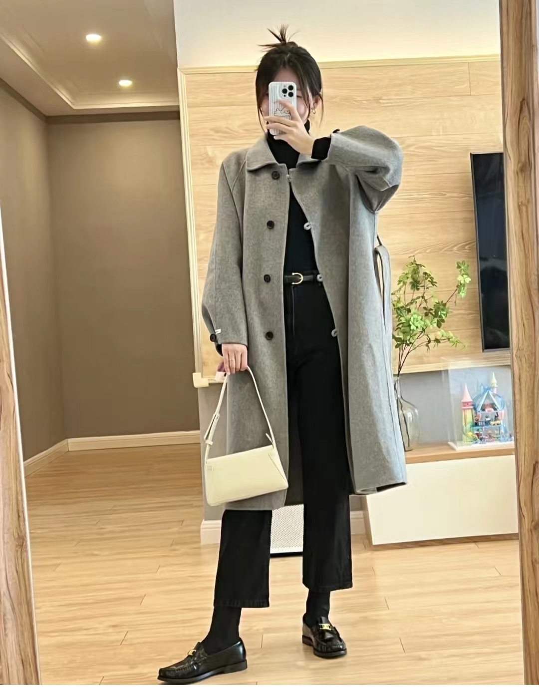 灰色大衣和黑色大衣哪个配jk好看,灰色双面羊绒牛角扣大衣小个子150