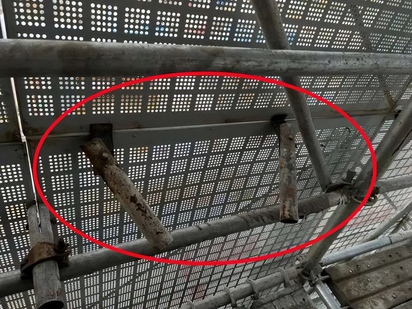 脚手架工程隐患识别图集,脚手架工程安全隐患图片讲解