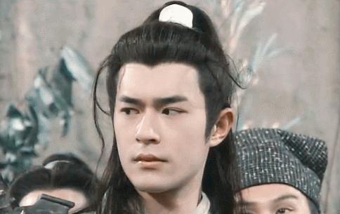 明明很帅自己却觉得很丑,明明很帅却打扮很丑