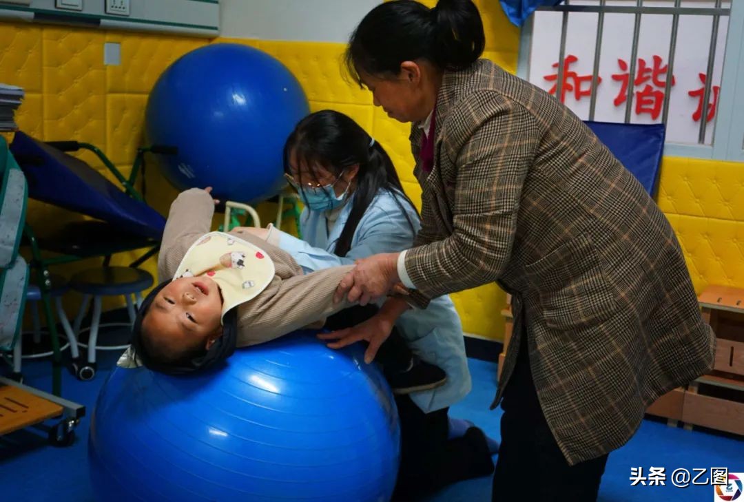 孩子出生缺氧3个多小时才抢救,孩子出生缺氧严重的后果