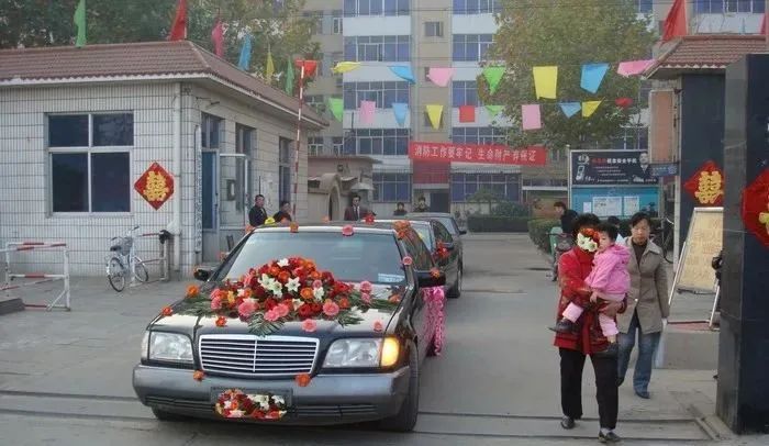 传统婚俗迎娶队伍,传统南方婚俗详解婚嫁的规矩讲究