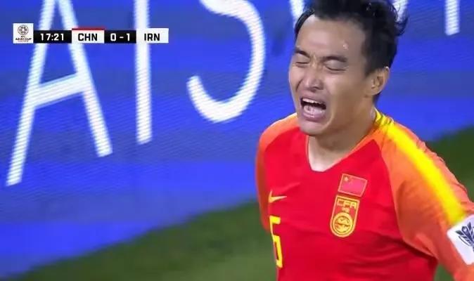 冯潇霆长文回击完整版,冯潇霆向球迷道歉视频发言