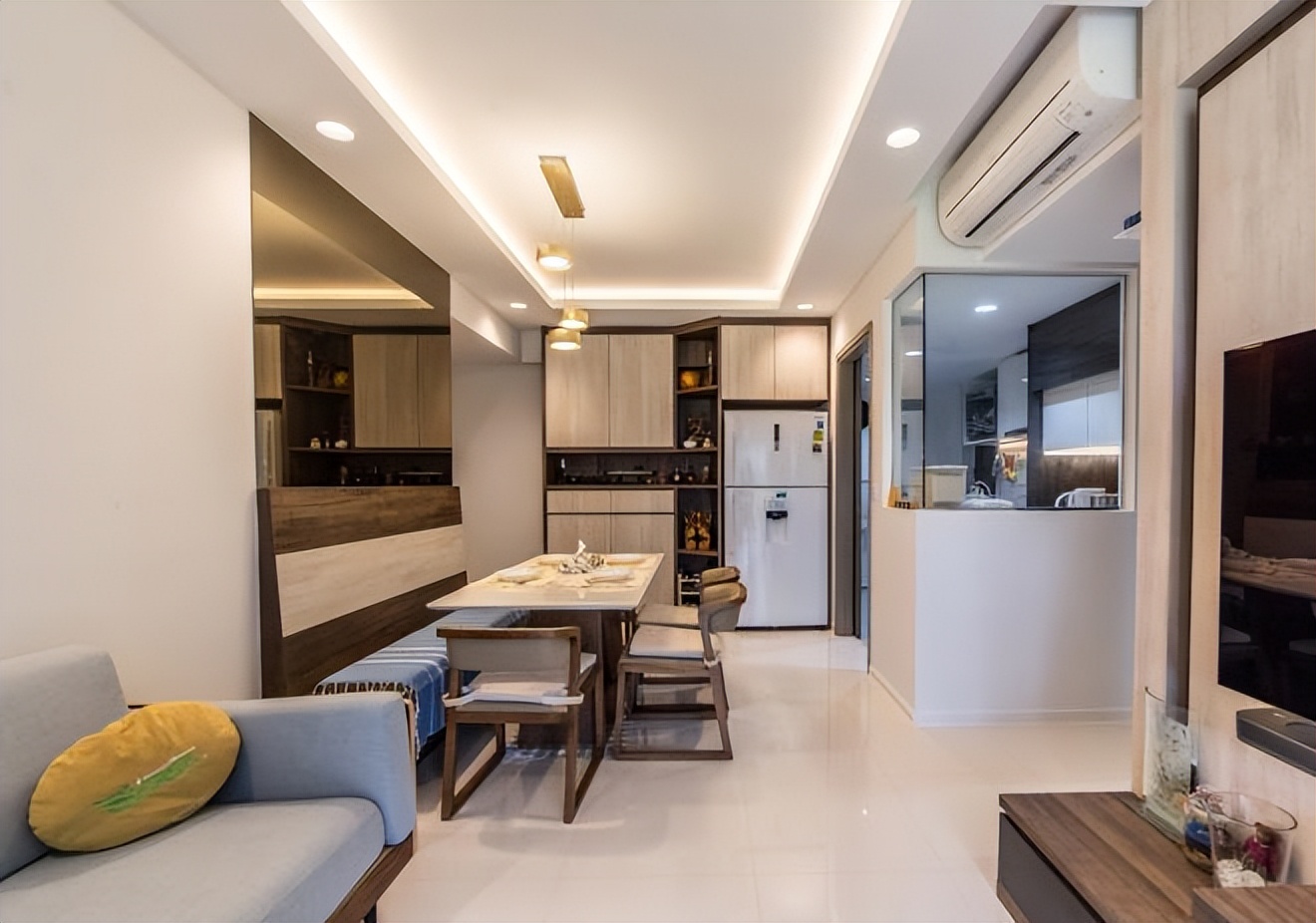 餐边柜如何设计比较省钱,餐厅太窄要不要装餐边柜