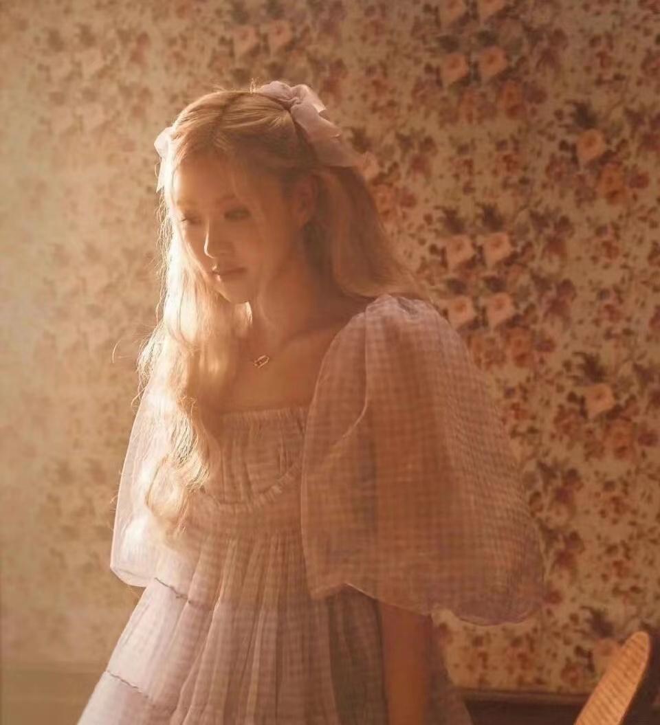 blackpink朴彩英被针对视频,blackpink最新照片rose朴彩英