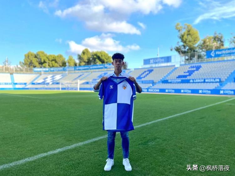 有希望接班武磊！18岁国青队长联赛攻破巴萨大门，成历史第二人