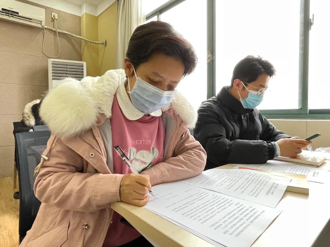 郑州市第八十八中学16届,一岗双责学校检查