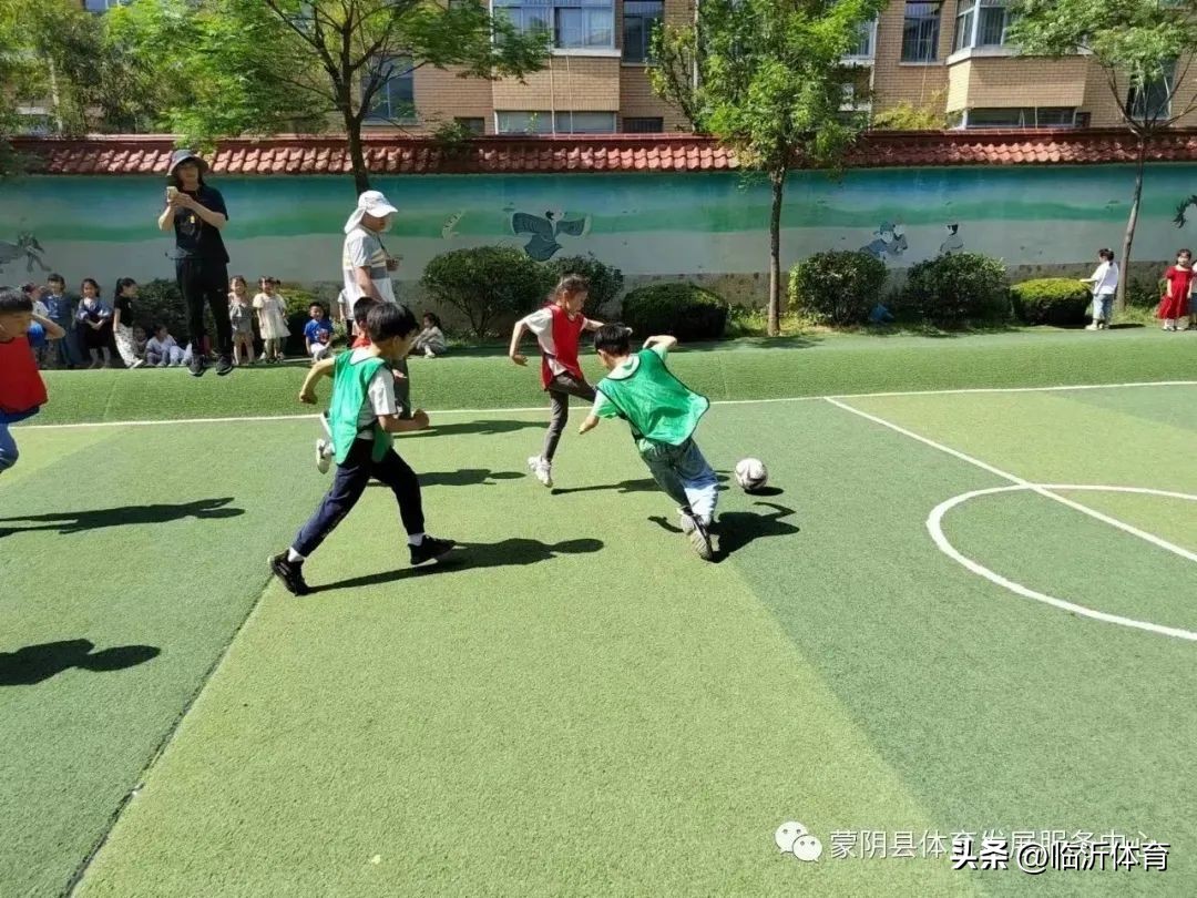 鍎跨瓒崇悆姣旇禌钂欓槾浜屽皬,鍎跨瓒崇悆姣旇禌钂欓槾