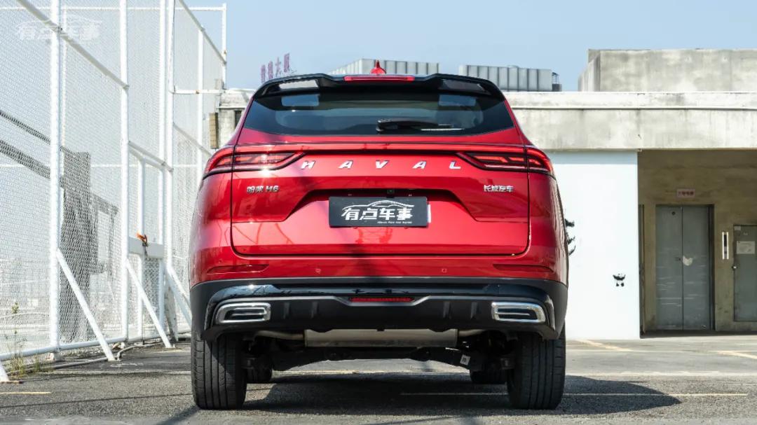 性价比高的家用车推荐哈弗h6,高性价比suv哈弗h61万