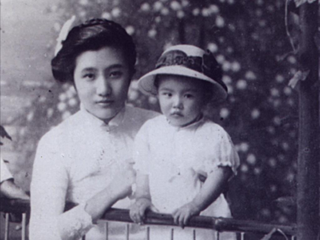 14岁*楼青**女子嫁做都督夫人，带四个女儿创建锦江饭店，成商业大亨