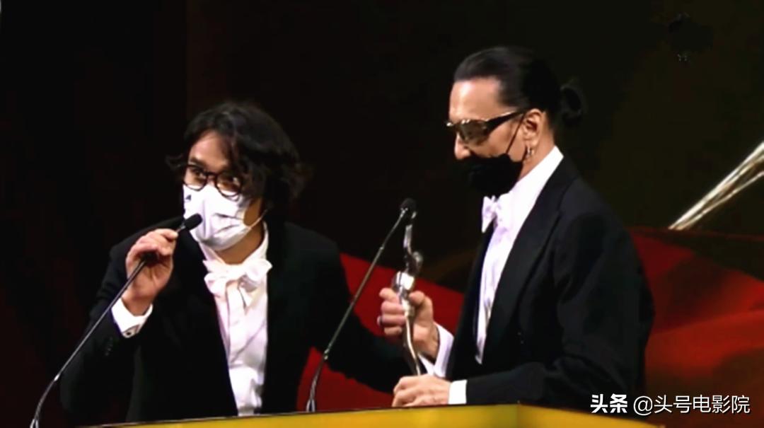 谢贤金像奖影帝,谢贤85岁高龄获影帝现场