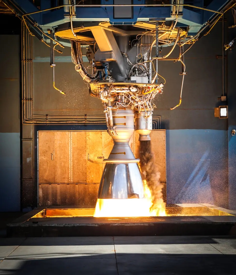 真不如60年前的土星五号发动机?中国最大推力液发成功:推力500吨