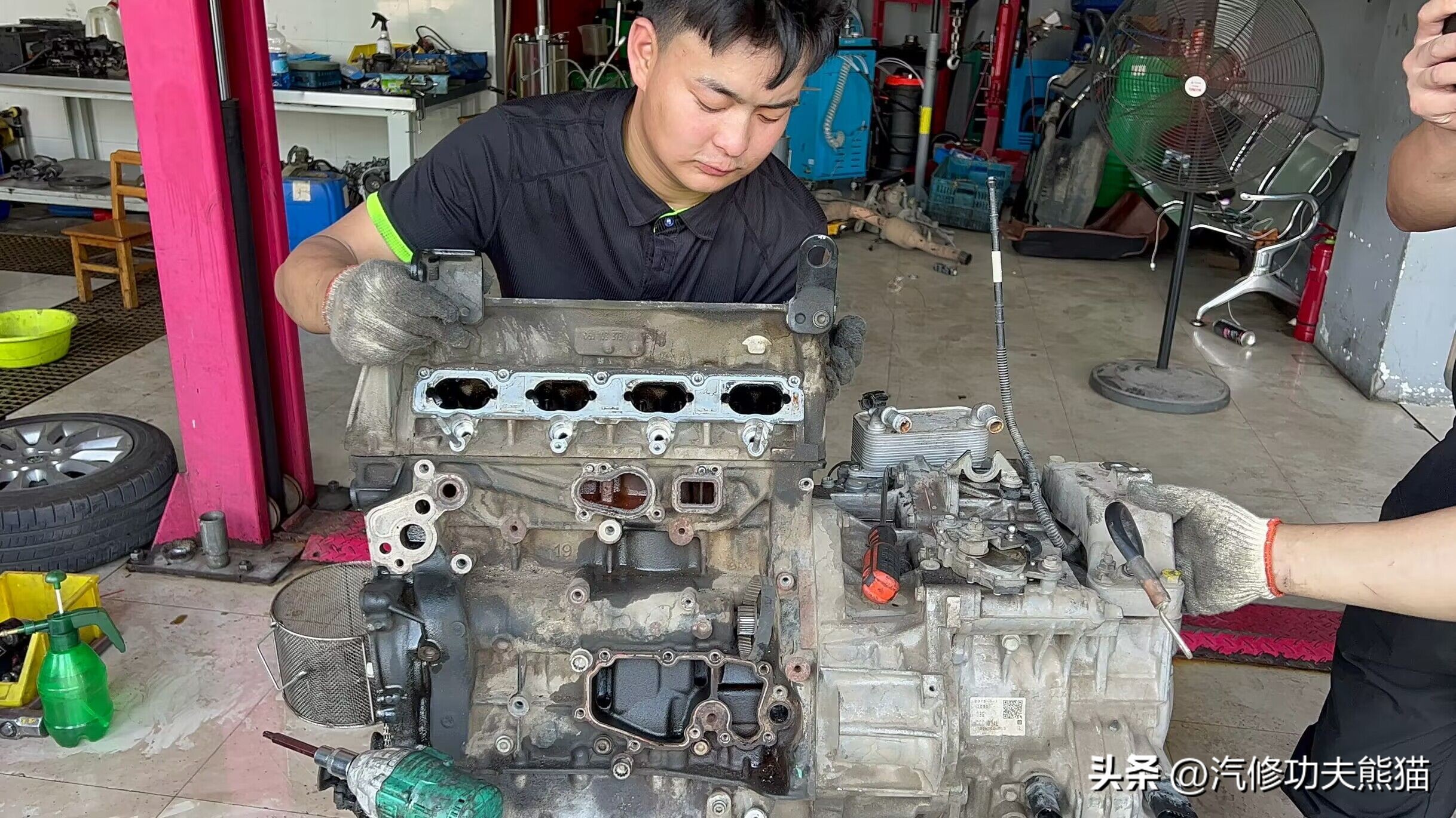 武汉小轿车烧机油处理办法,老款斯柯达烧机油解决方案