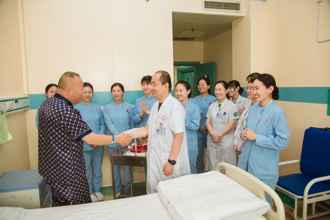 精医尚德大爱为民：记市眼科医院糖网病科副主任医师、主任房修岭