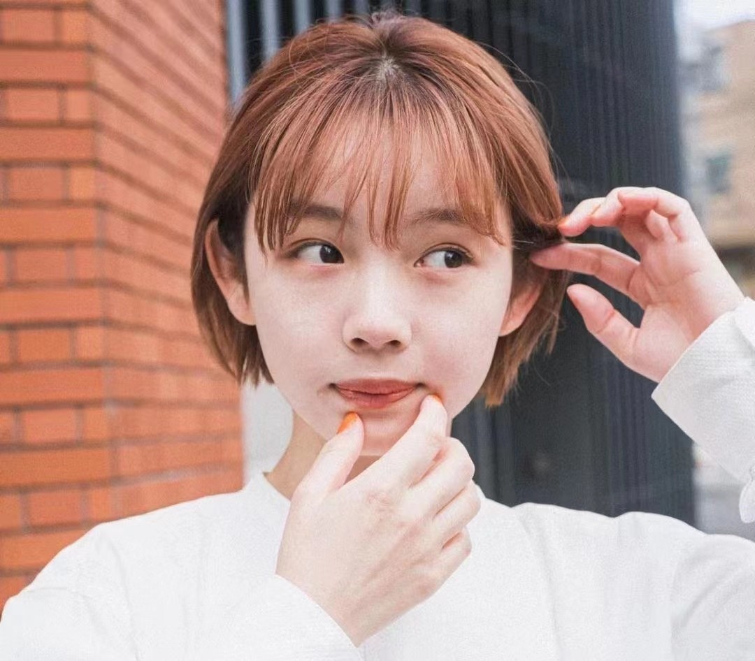 发型女2020流行中短发初恋,初恋锁骨头发型2021最火短发图片