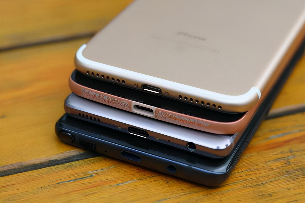 外放最好的三星旗舰手机,iphone手机外放音质最好的是哪个