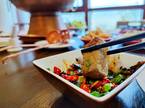 九寨沟悦榕庄住宿,九寨沟跟九寨悦榕庄