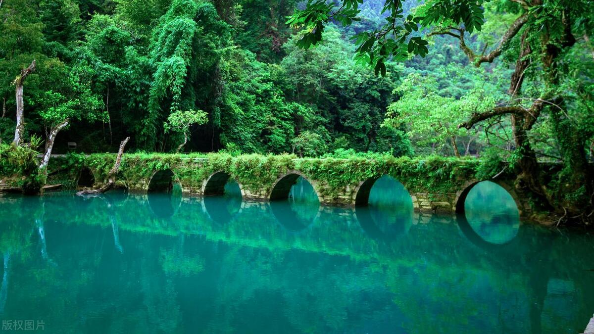 贵州旅游全攻略自由行四天三晚,2023国庆节武汉到贵州自驾游攻略