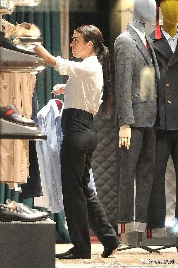 c罗女友乔治娜身价,c罗女友乔治娜晒与4个孩子合影