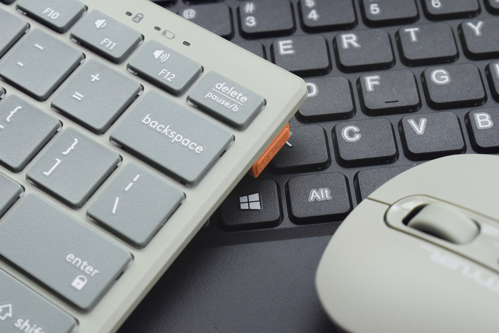 移动办公，我看行！双飞燕双模无线键鼠套装（FBX51C+FB10C）体验