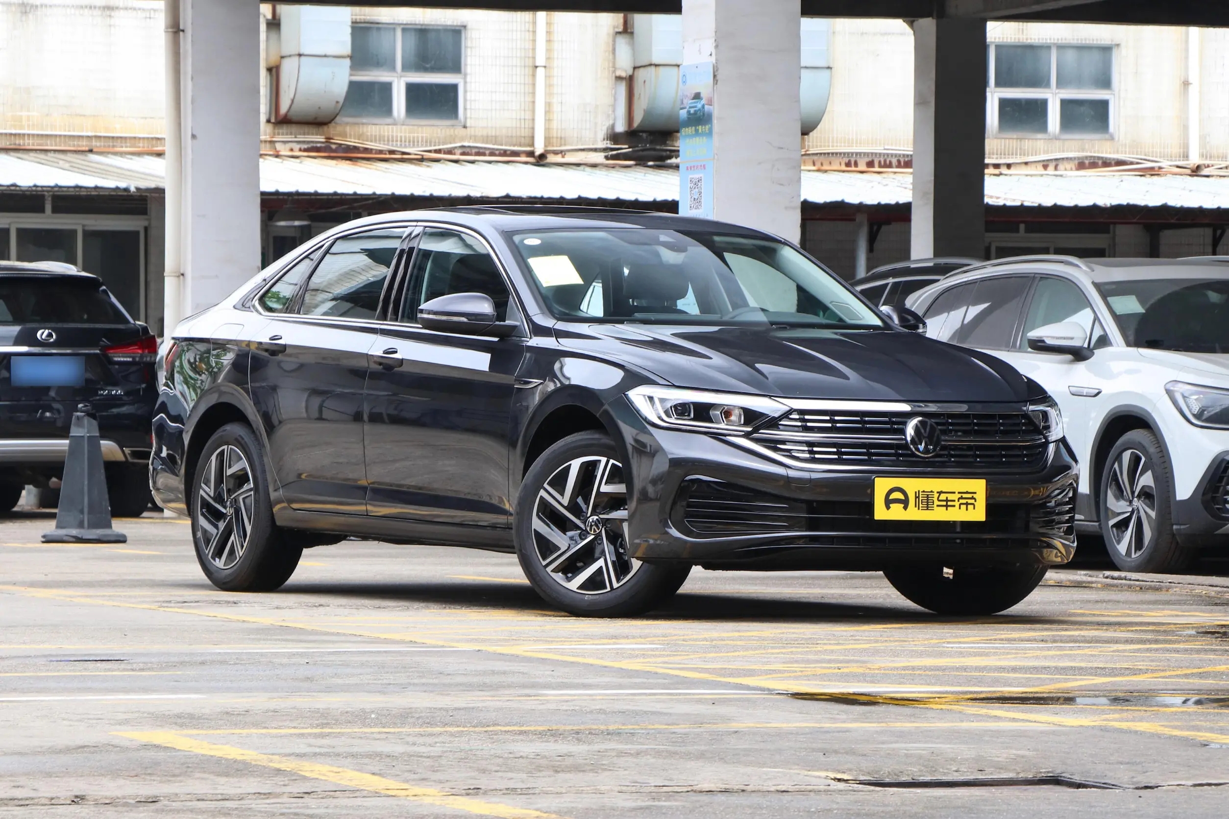 大众速腾空间家用够用吗,大众速腾2022款空间大