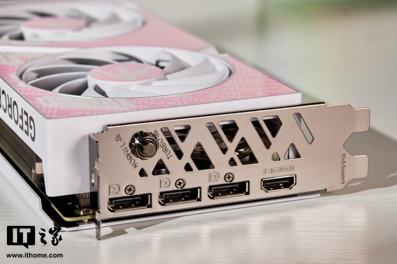 iGameGeForceRTX4060TiUltraWDUOOC8GB评测