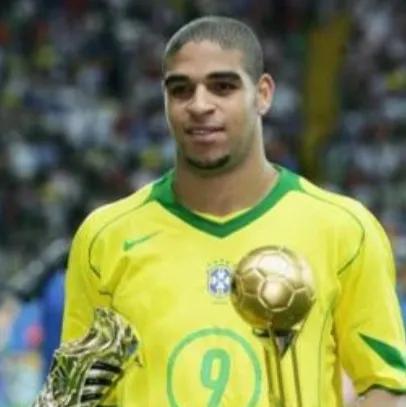 足球奇家军最强阵容,足坛姓阿的最佳阵容