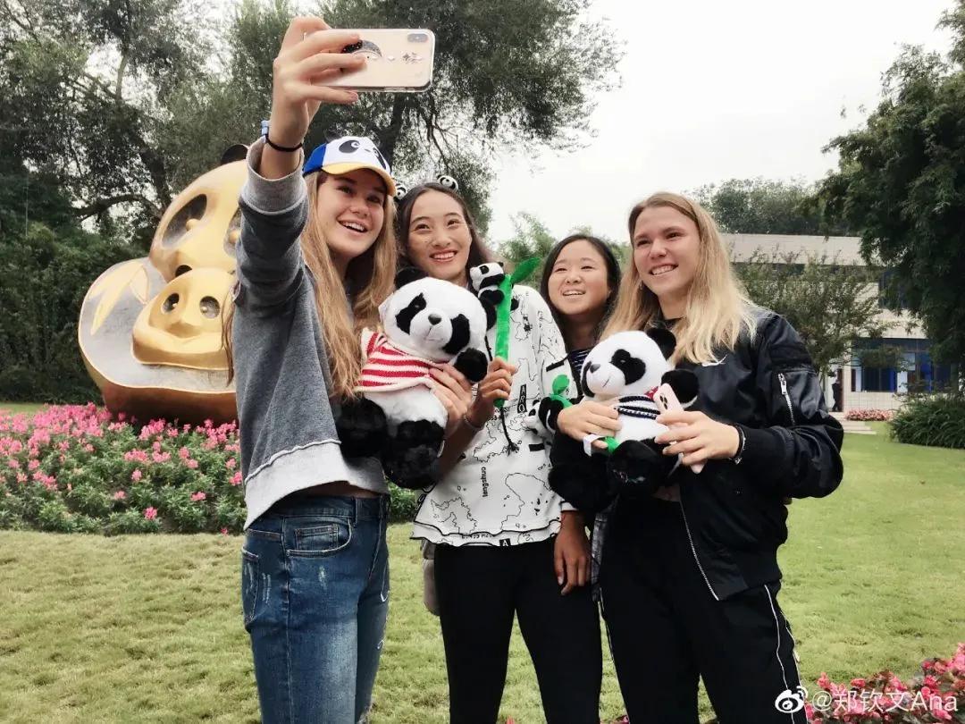 热点||挑战世界第一，这个19岁中国网球美少女是下一个李娜么？