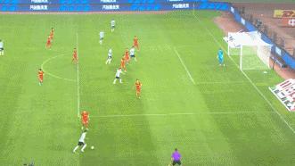 张威今年中超表现,张威梅开二度献绝杀