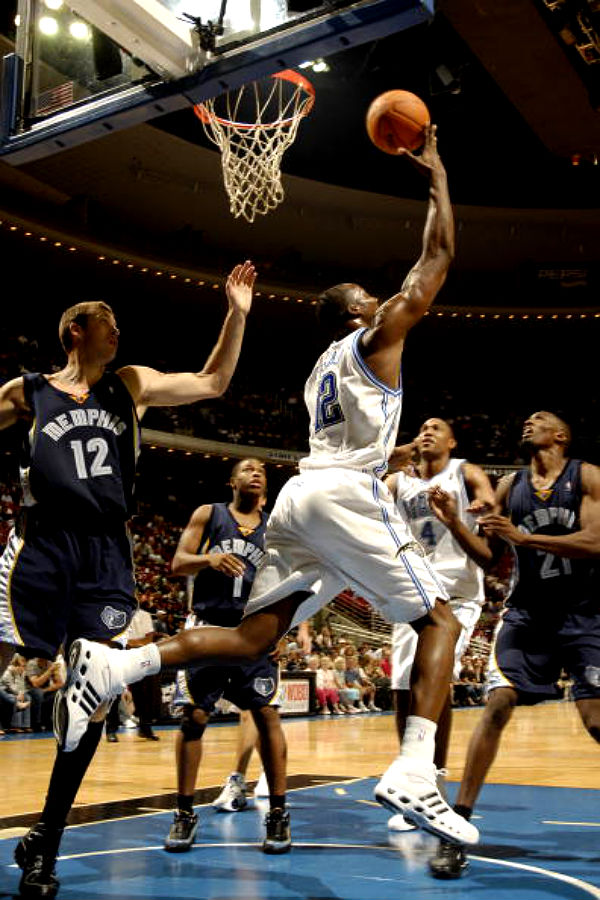 德怀特霍华德奥兰多,阿迪达斯霍华德历代篮球鞋图片