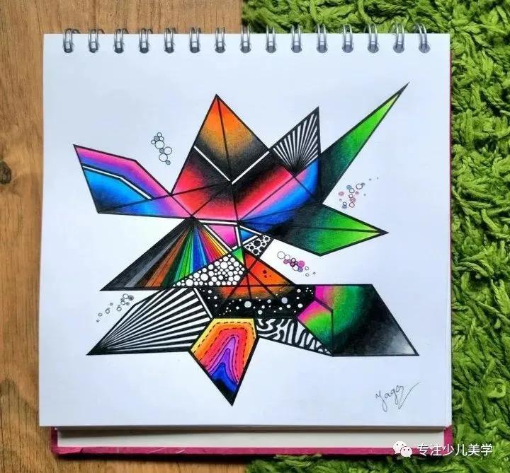 40张美术老师心心念念想画的线描作品，几何与线条的碰撞！