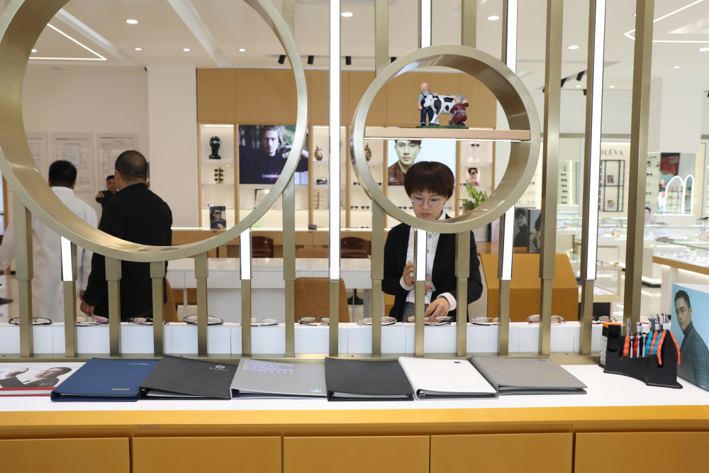 锐观察｜做好“大转型”文章看瓯海眼镜这5年