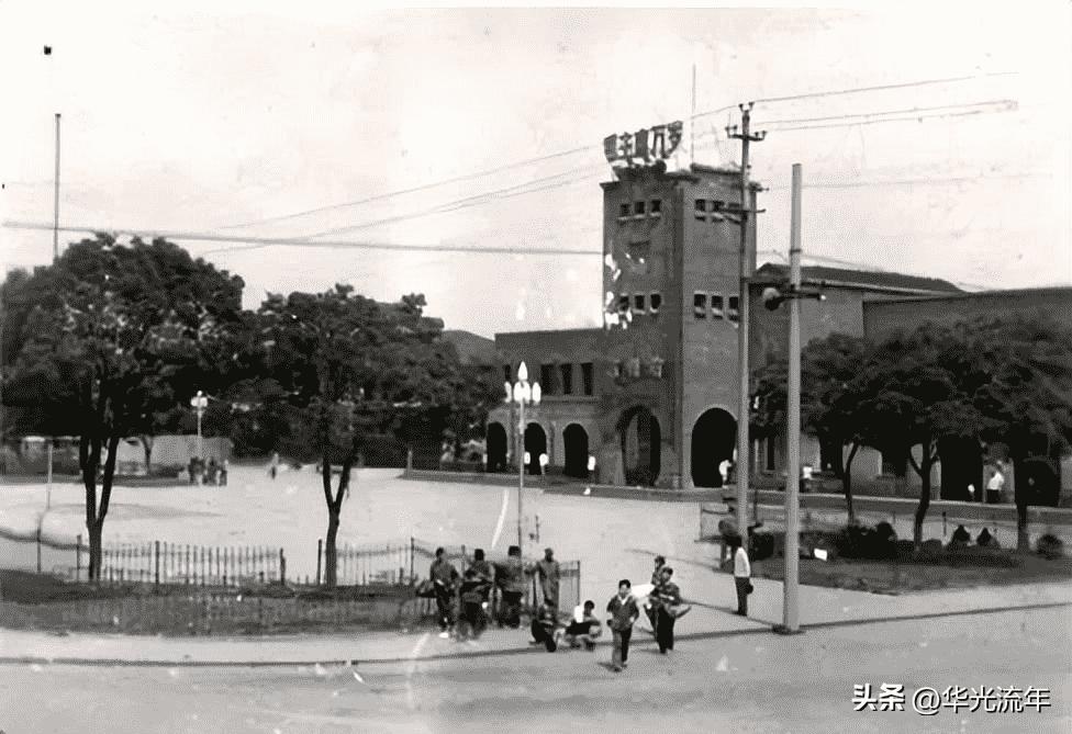 纳粹老照片15张,纳粹老照片犹太妇女